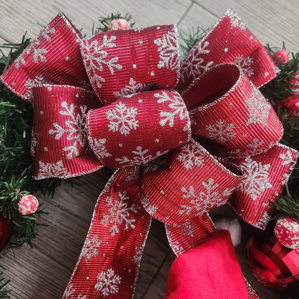 Red & Silver Grumpy Cat Meowy Christmas Wreath